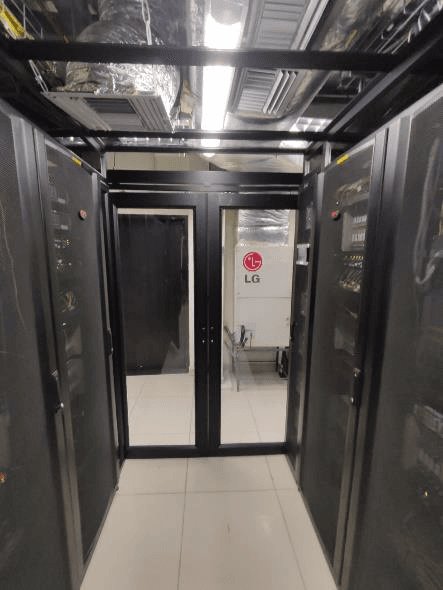 N+1 configuration with 3 units of 25 KW for approximately 47.5 KW load